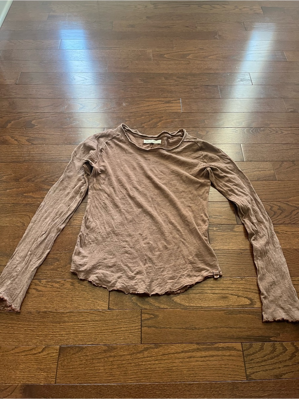 Women’s Long Sleeve Crewneck Top